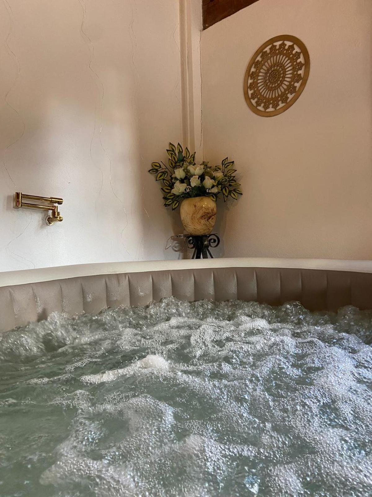 Cabana Com Jacuzzi Em Guararema Exterior foto